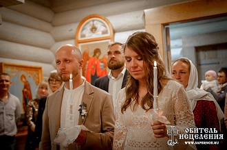 Венчание Романа и Марины в храме святителя Николая Чудотворца в п. Торфяное