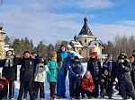 Дети на экскурсии в храме Сретения Господня в поселке Красноармейское 